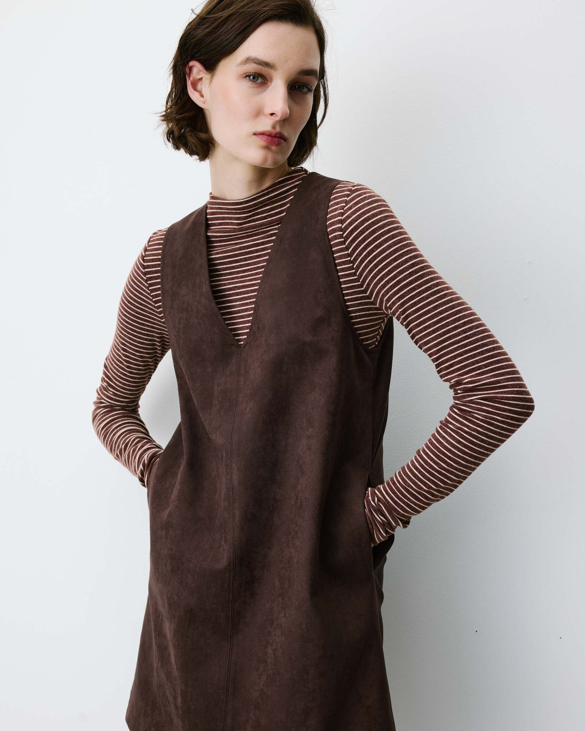 Sleeveless short suede-effect dress chocolat Anaya