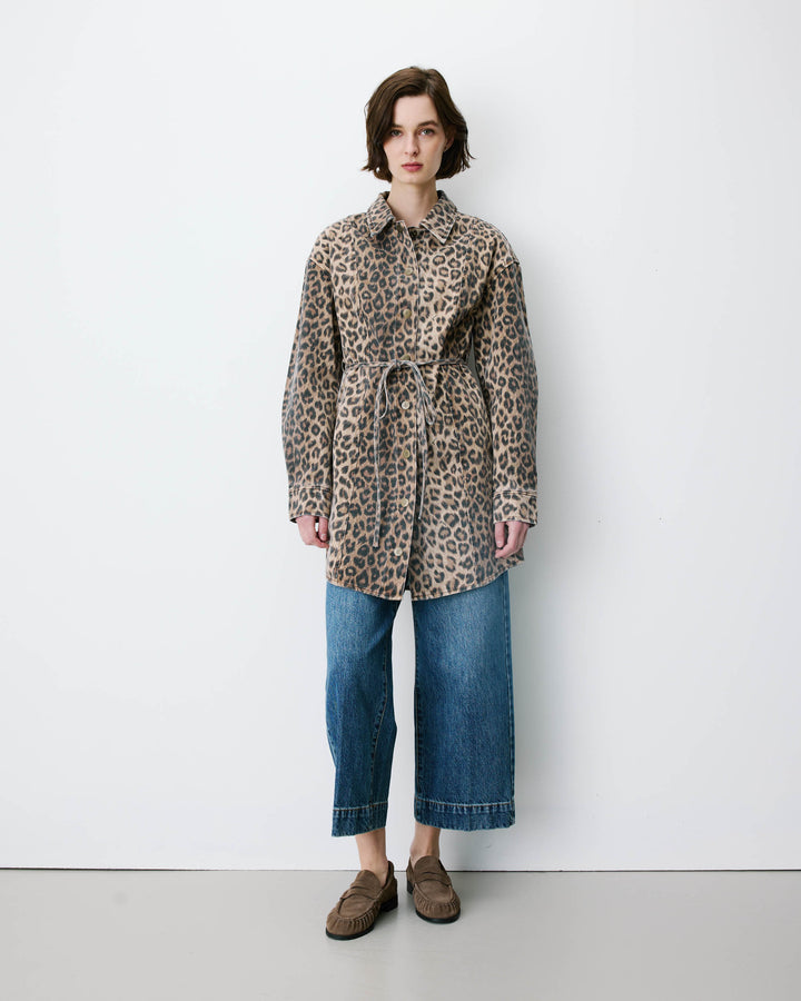 Robe chemise courte en denim à motif leo Alizee