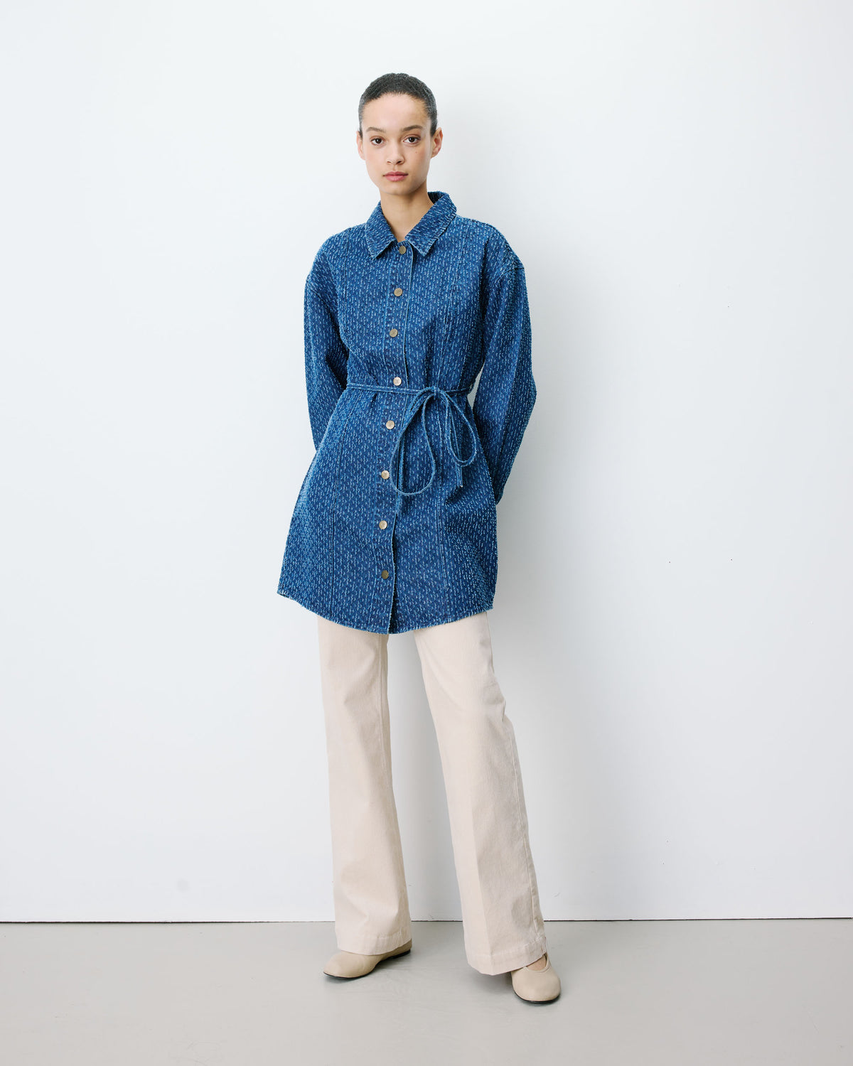 Robe chemise courte en denim à motif mediumblue Alizee