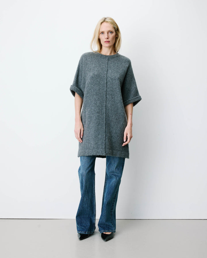 Short knit dress with kimono sleeves anthracite Alinae