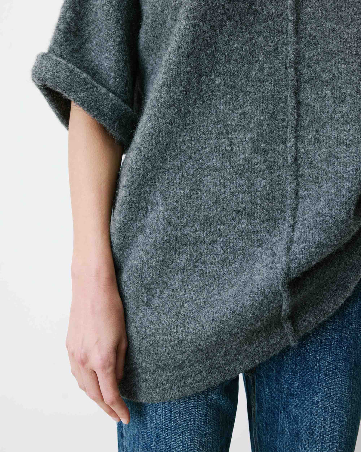 Short knit dress with kimono sleeves anthracite Alinae