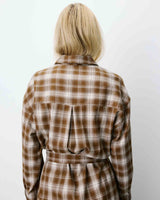 Robe chemise courte à carreaux ceinturée coffee Amaya