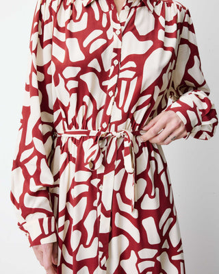 Robe chemise longue ceinturée à motif terracotta Aveline