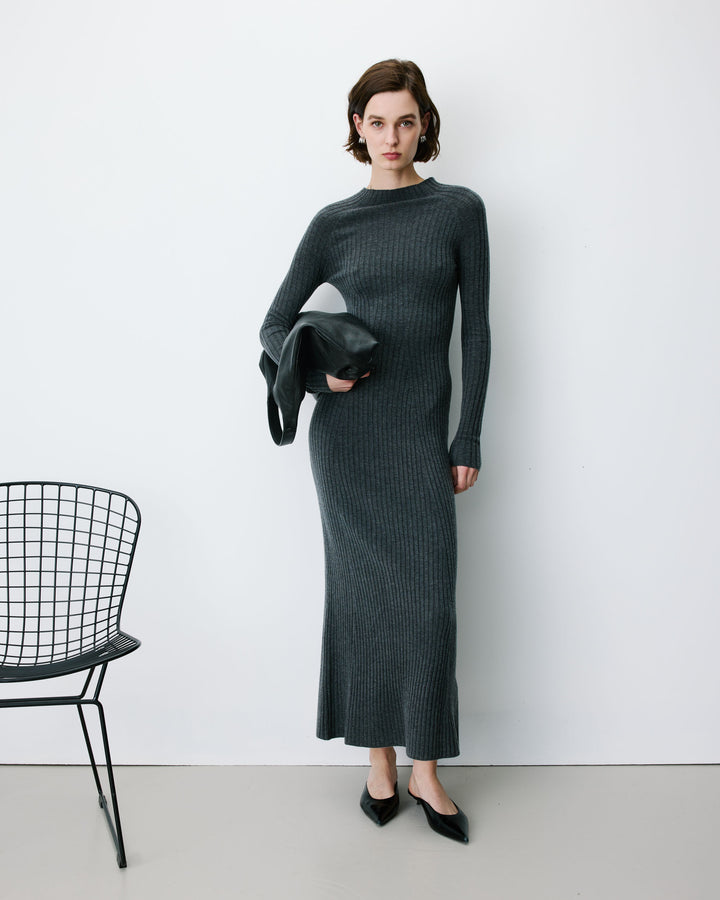 Robe pull longue col montant anthracite Alexandra