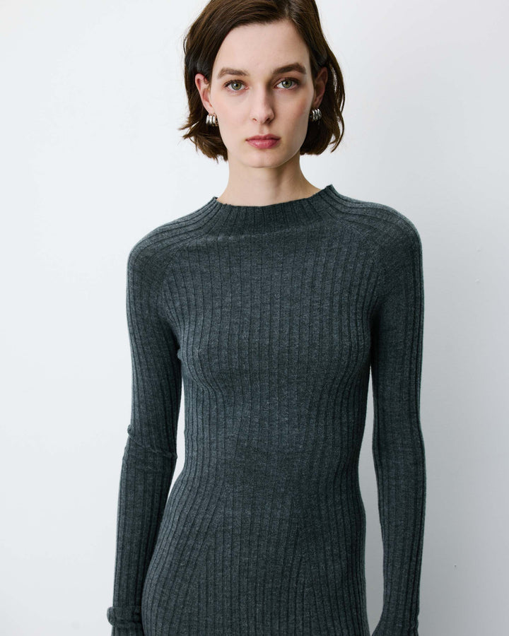 Robe pull longue col montant anthracite Alexandra