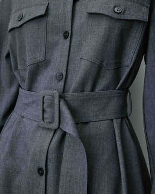 Robe chemise longue cintrée à la taille anthracite Arella