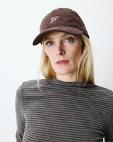 Casquette en velours côtelé logo chocolat Alona
