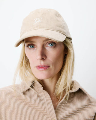 Casquette en velours côtelé logo latte Alona