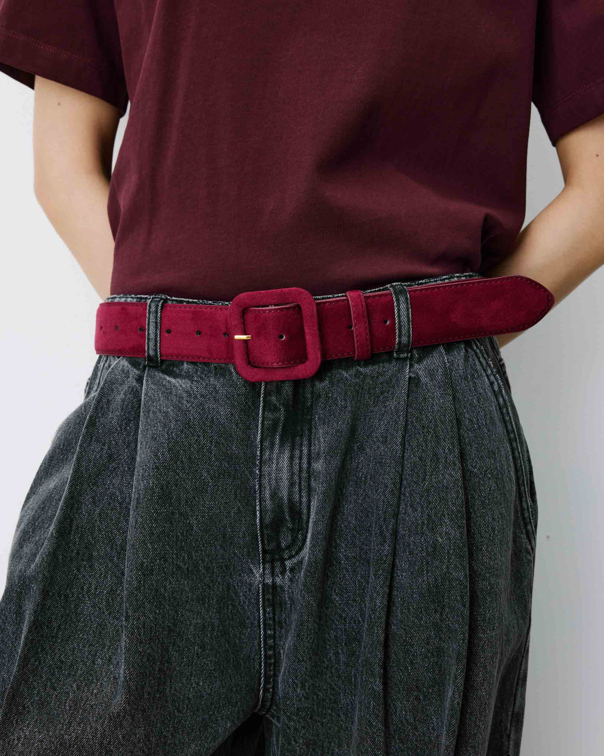 Ceinture en suédine boucle carrée assortie cherry Alvaro
