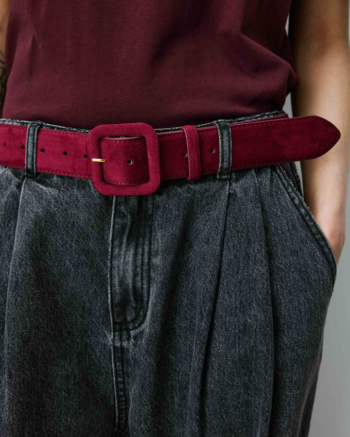 Ceinture en suédine boucle carrée assortie cherry Alvaro