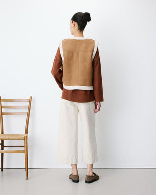 Sleeveless faux-shearling vest coffee Anya