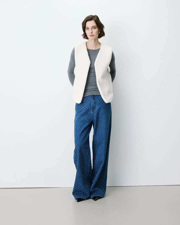 Sleeveless faux-shearling vest ecru Avery