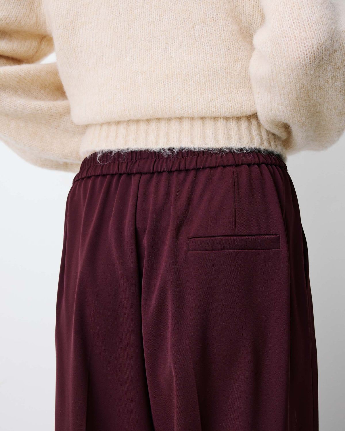 Pantalon fluide jambe large taille mi-haute aubergine Noblesse
