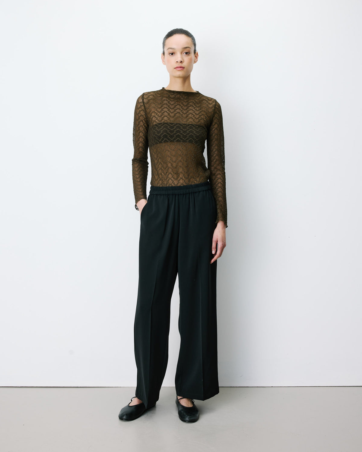 Pantalon fluide jambe large taille mi-haute noir Noblesse