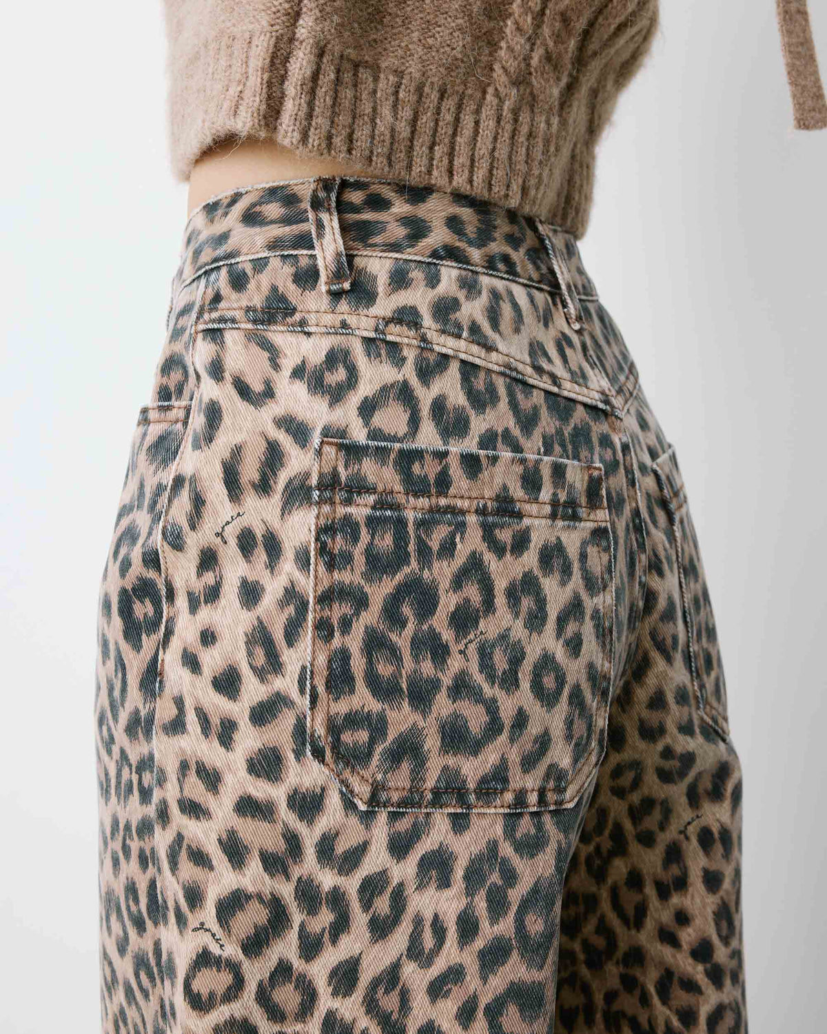 Jean taille haute loose imprimé leo Socca