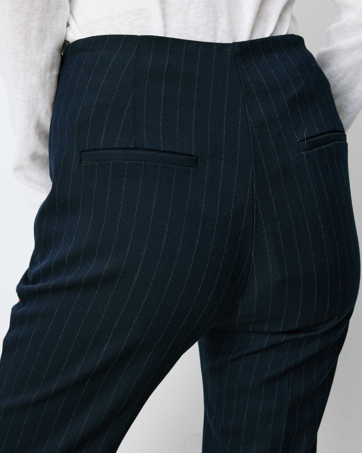 Pantalon capri ajusté à rayures marine Adrian
