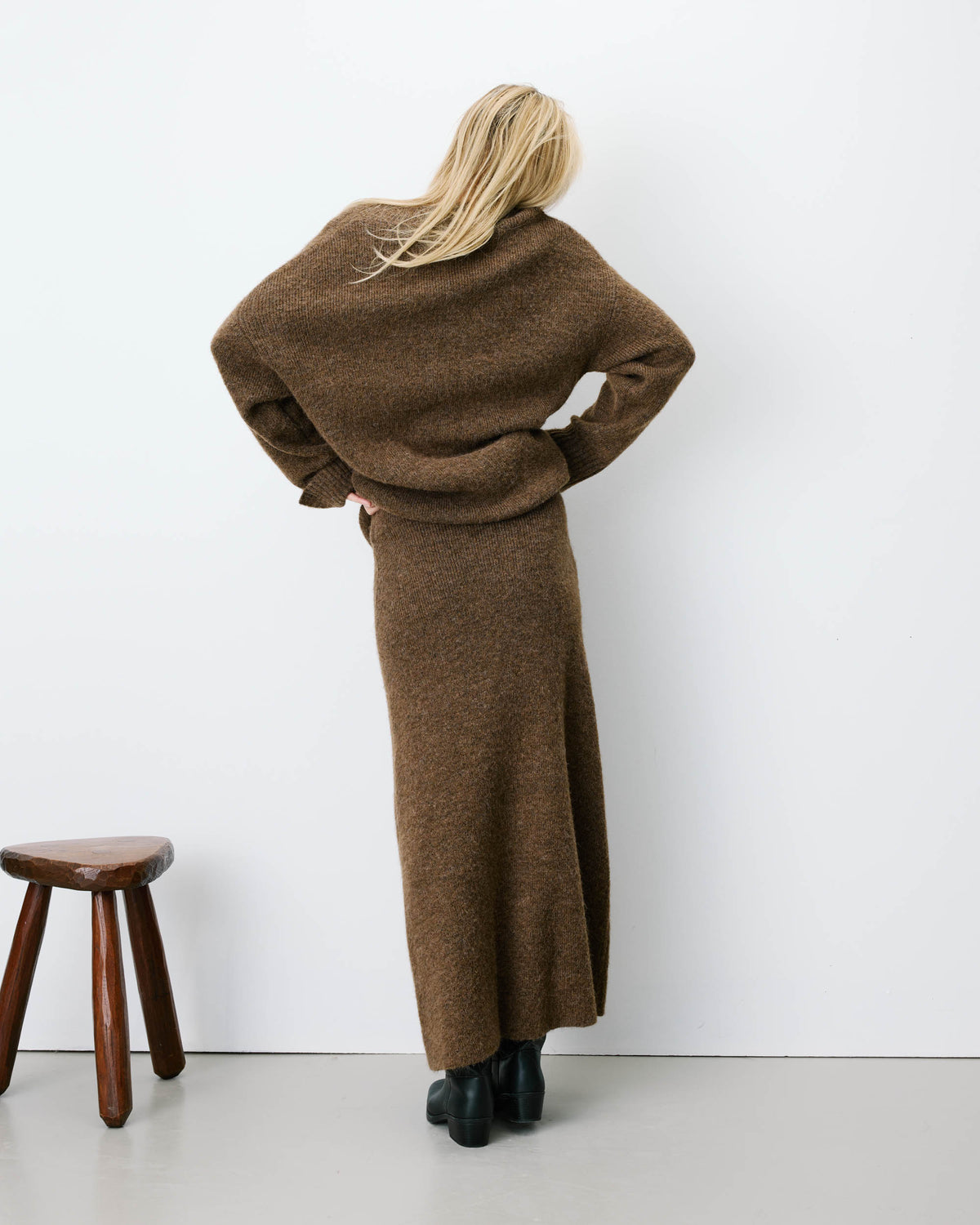 Flared maxi knit skirt chocolat Aluna
