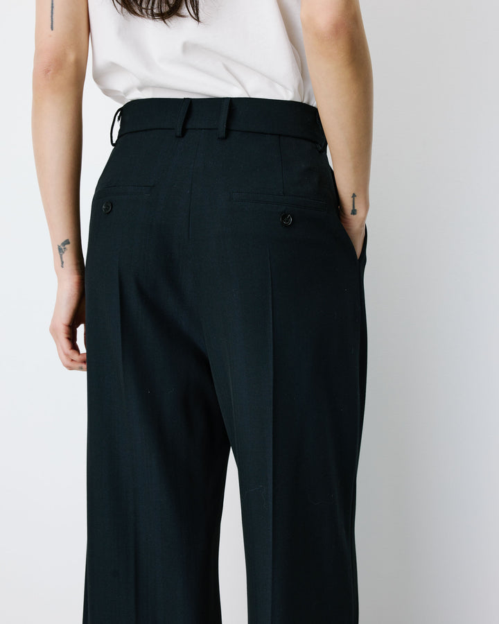 Pantalon tailleur court large à plis marine Atlantis