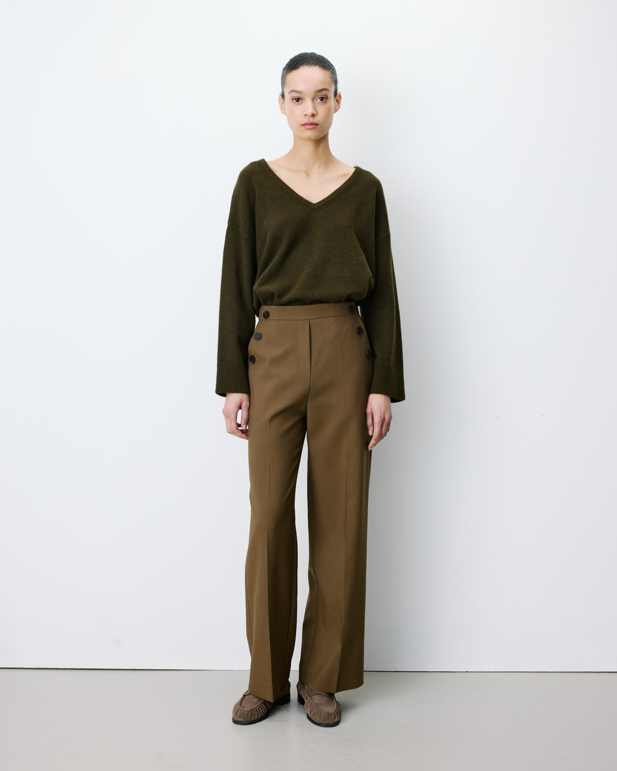 Pantalon tailleur large taille haute kaki Alexander