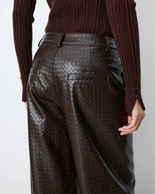 Pantalon barrel similicuir texturé chocolat Artius