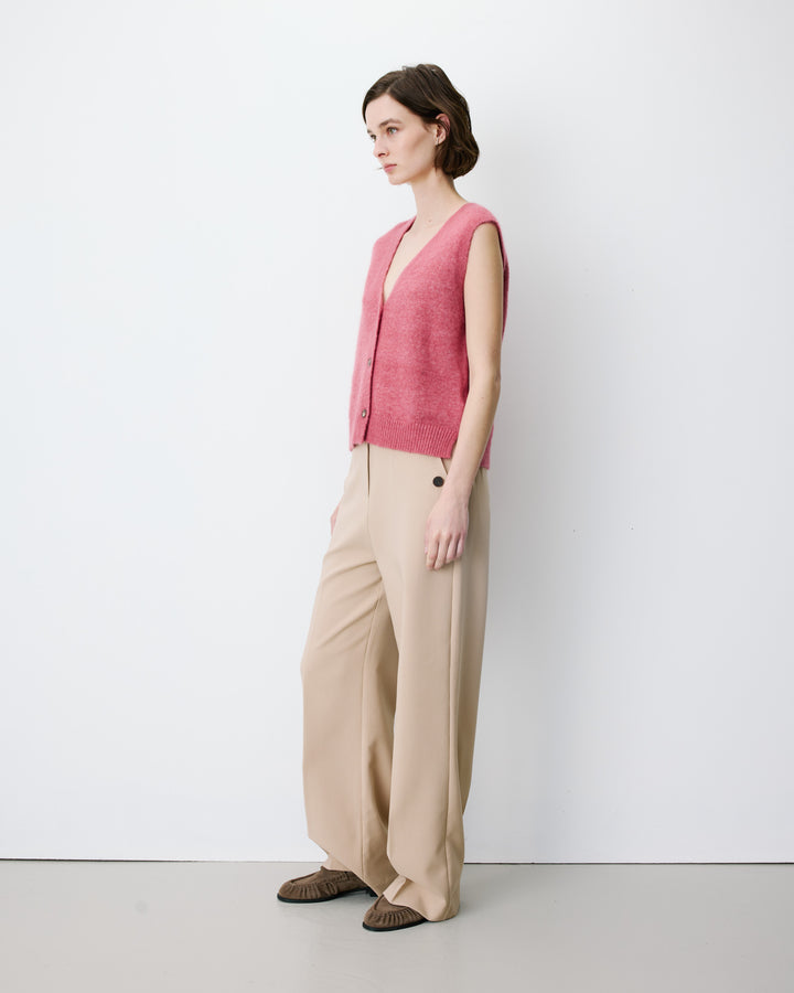 Cardigan sans manches boutonné col V blush Nars