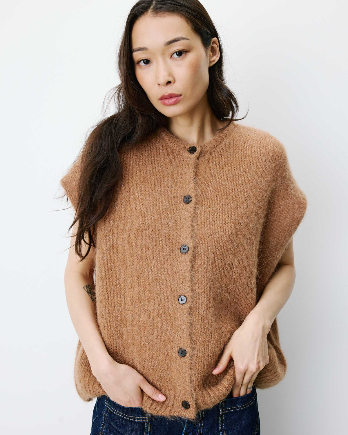 Cardigan loose sans manches col rond camel Addison