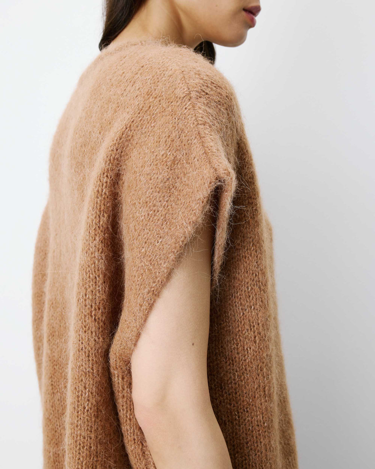 Cardigan loose sans manches col rond camel Addison