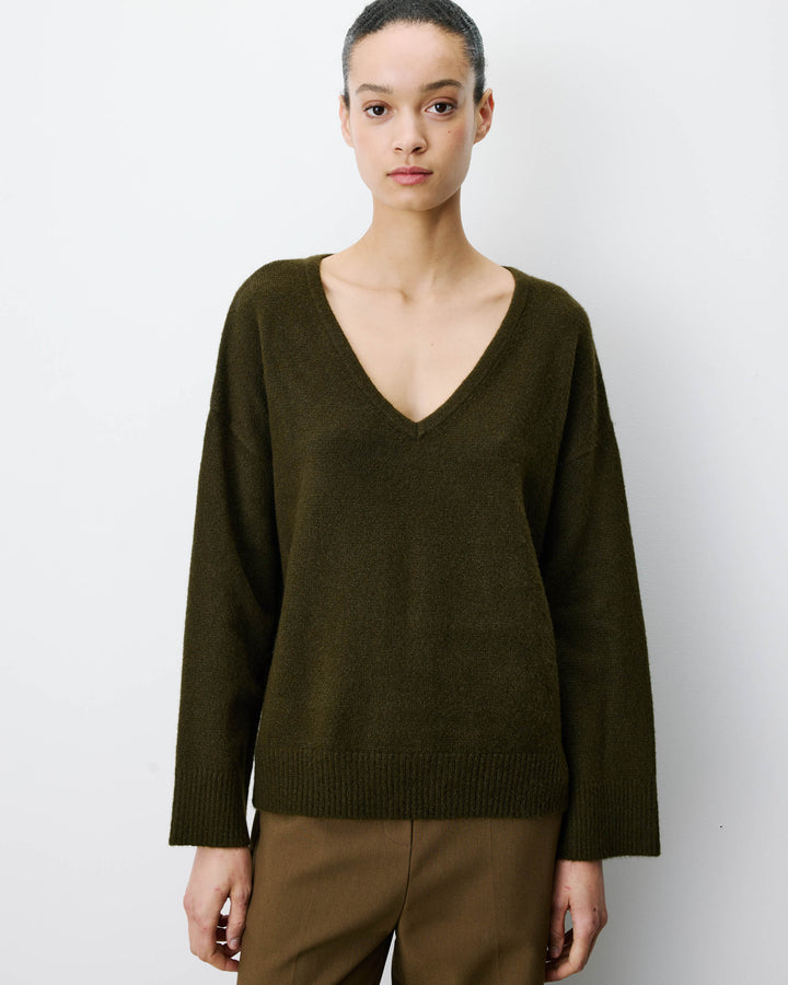 Pull ample col V en maille lurex kaki Salvador