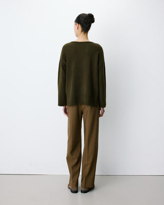 Pull ample col V en maille lurex kaki Salvador