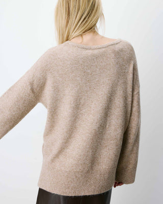 Pull ample col V en maille lurex sable Salvador