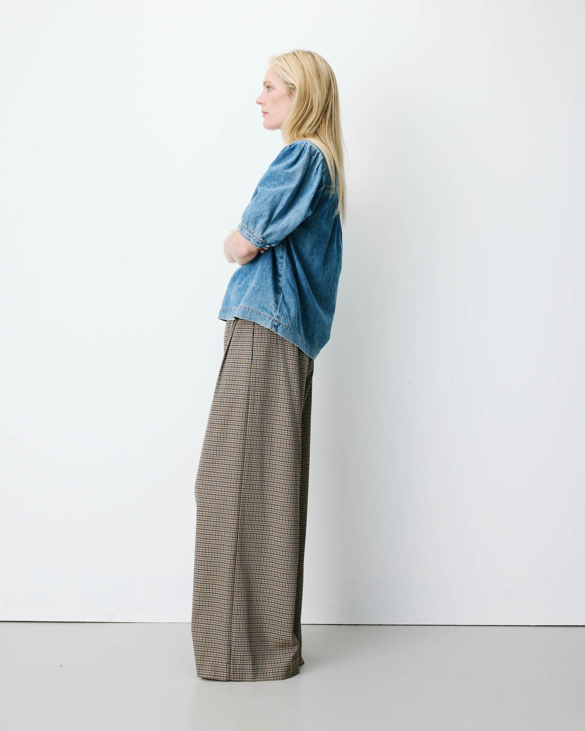 Blouse en denim col V manches bouffantes lightblue Amande