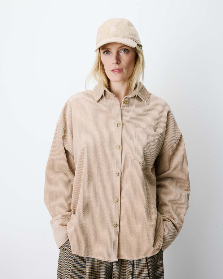 Chemise oversize en velours côtelé beige Ange