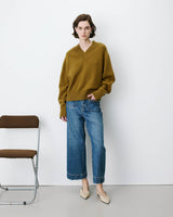 Pull droit col V en maille olive Alden