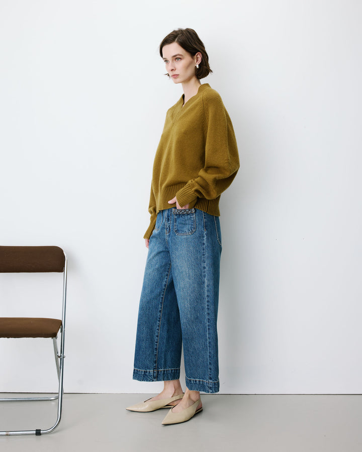 Pull droit col V en maille olive Alden