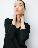 Long-sleeve V-neck T-shirt noir Abricot