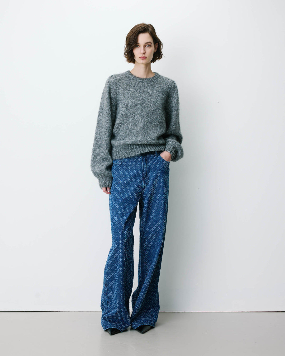 Pull en maille col rond épaules froncées anthracite Antoine