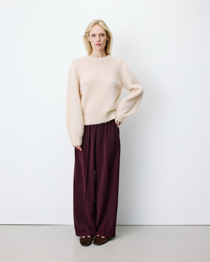 Pull en maille col rond épaules froncées beige Antoine