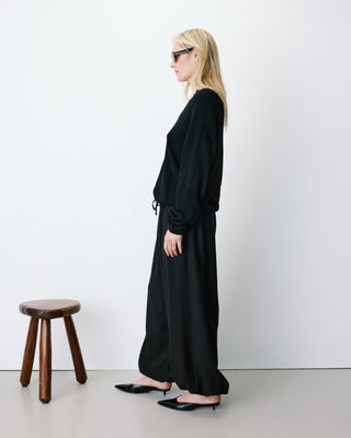 Knit sweater with lace V-neck noir Augustin