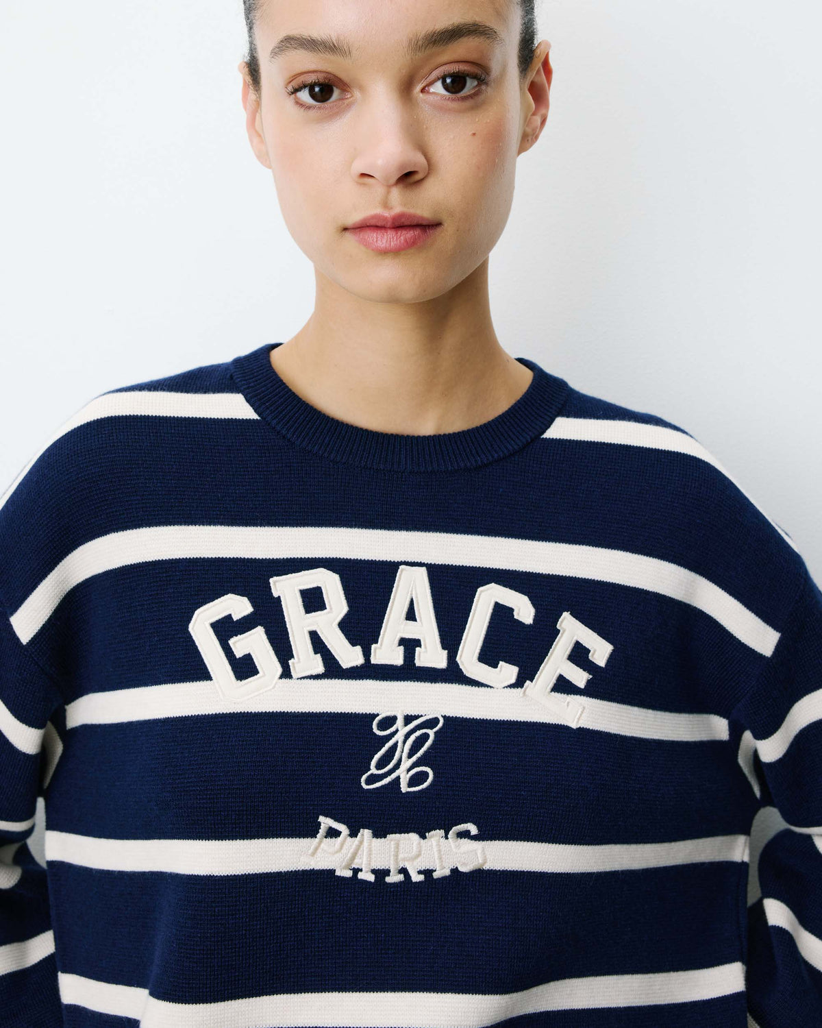 Embroidered varsity logo sweatshirt marine Ashford