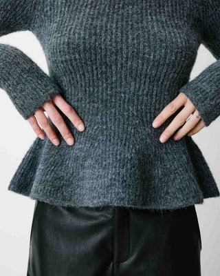 Pull peplum en maille côtelée col cheminée anthracite Alvar