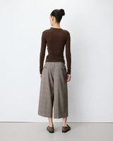 Top drapé asymétrique manches longues chocolat Aurygny