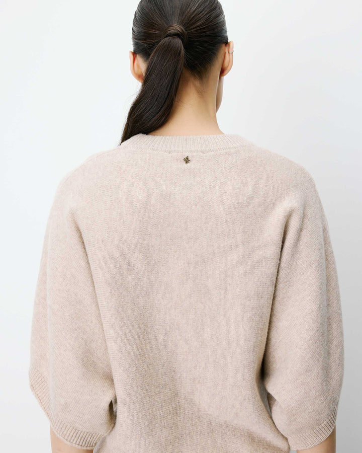 beige Almus