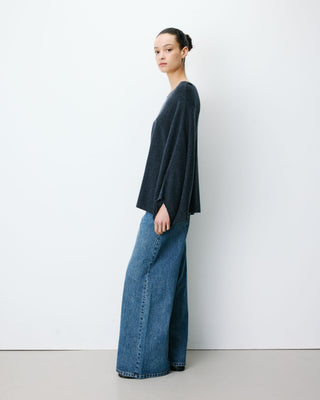 anthracite Adela