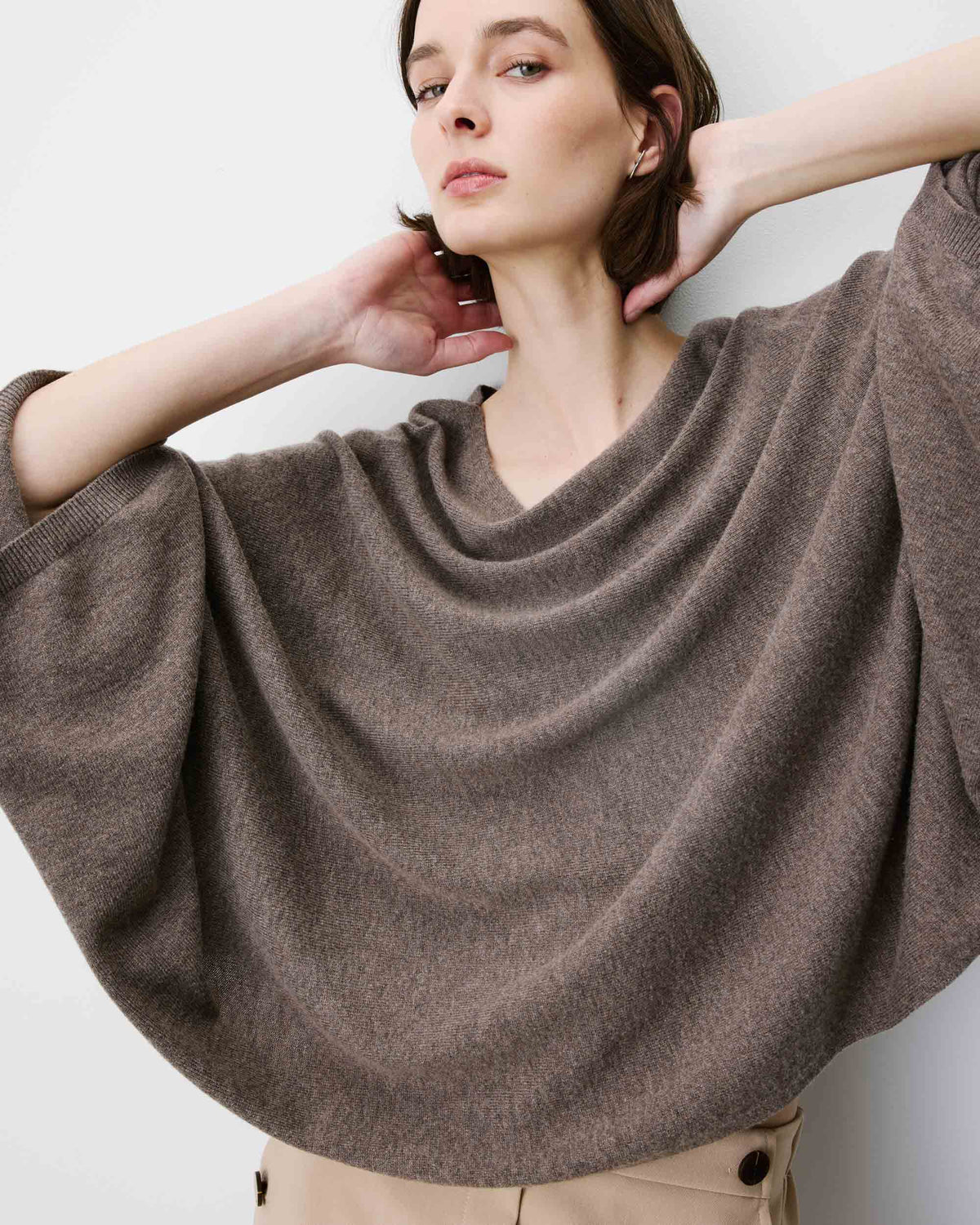 Boat-neck poncho sweater taupe Adela