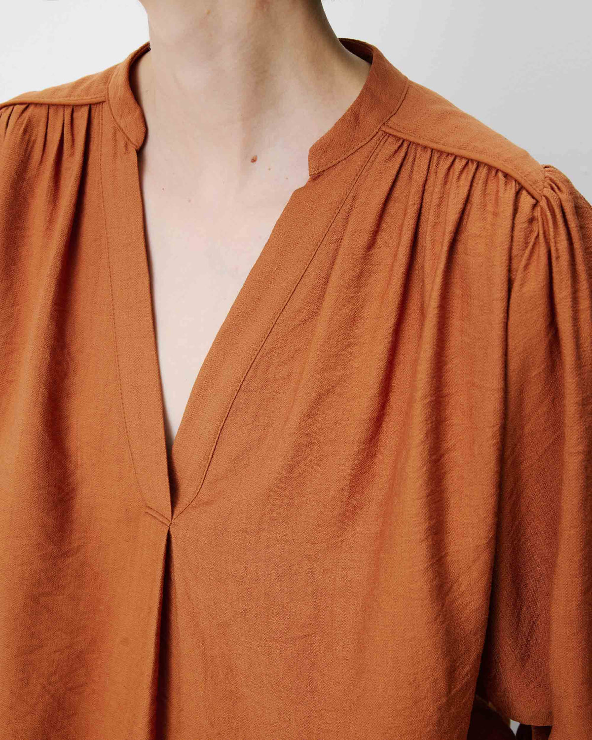 Blouse ample manches bouffantes 3/4 col V camel Auriane