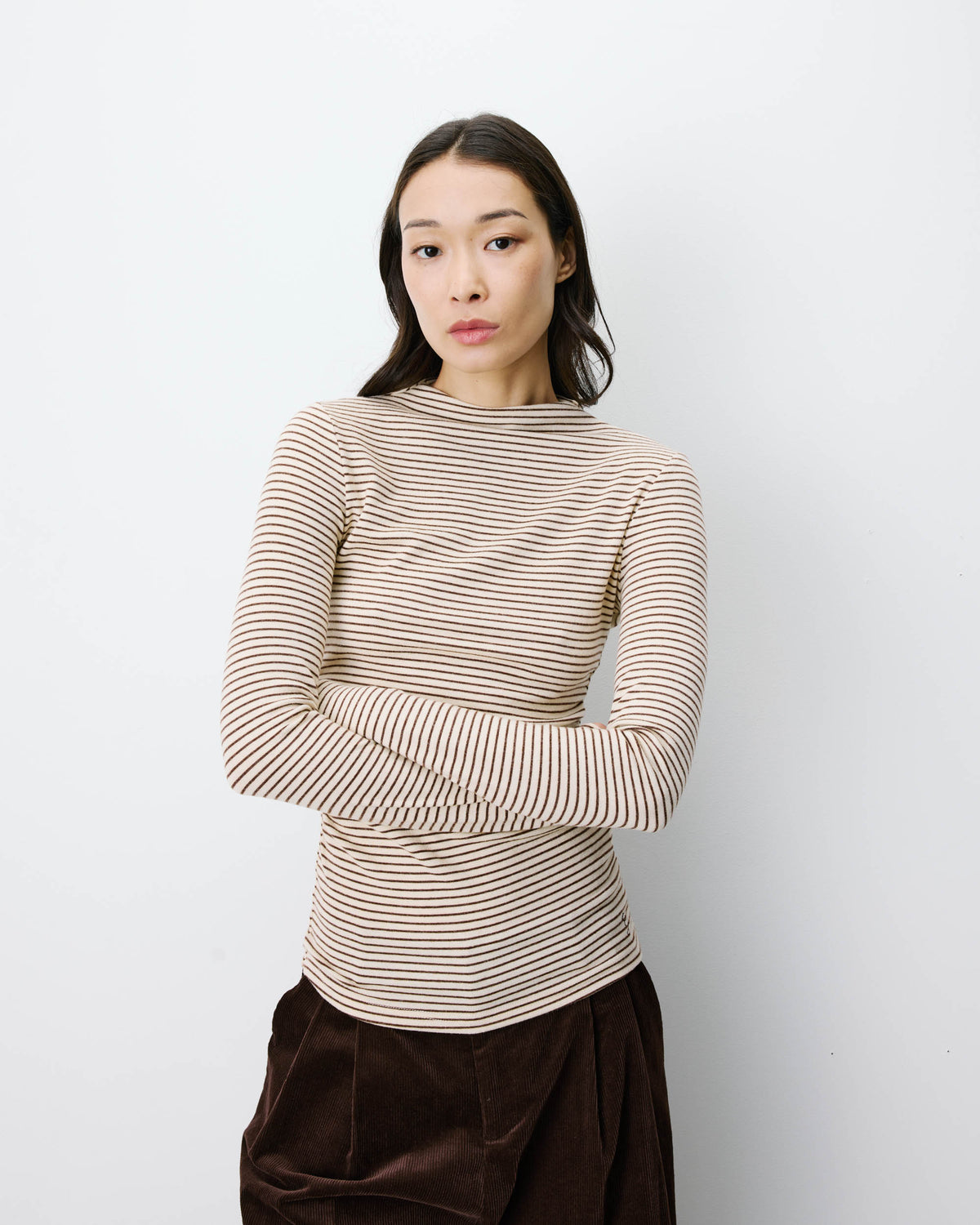 Top a rayas con cintura fruncida sable Aralee