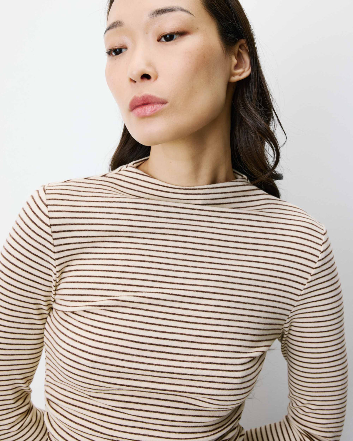 Top a rayas con cintura fruncida sable Aralee