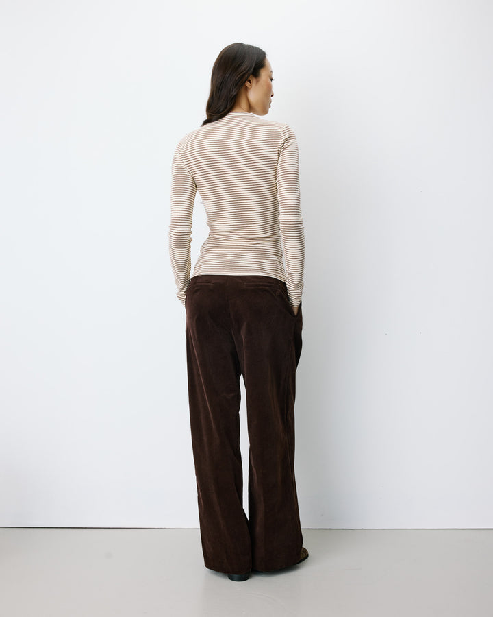 Top a rayas con cintura fruncida sable Aralee