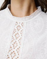 Blouse en broderie anglaise dos à nouer ivoire Abigail