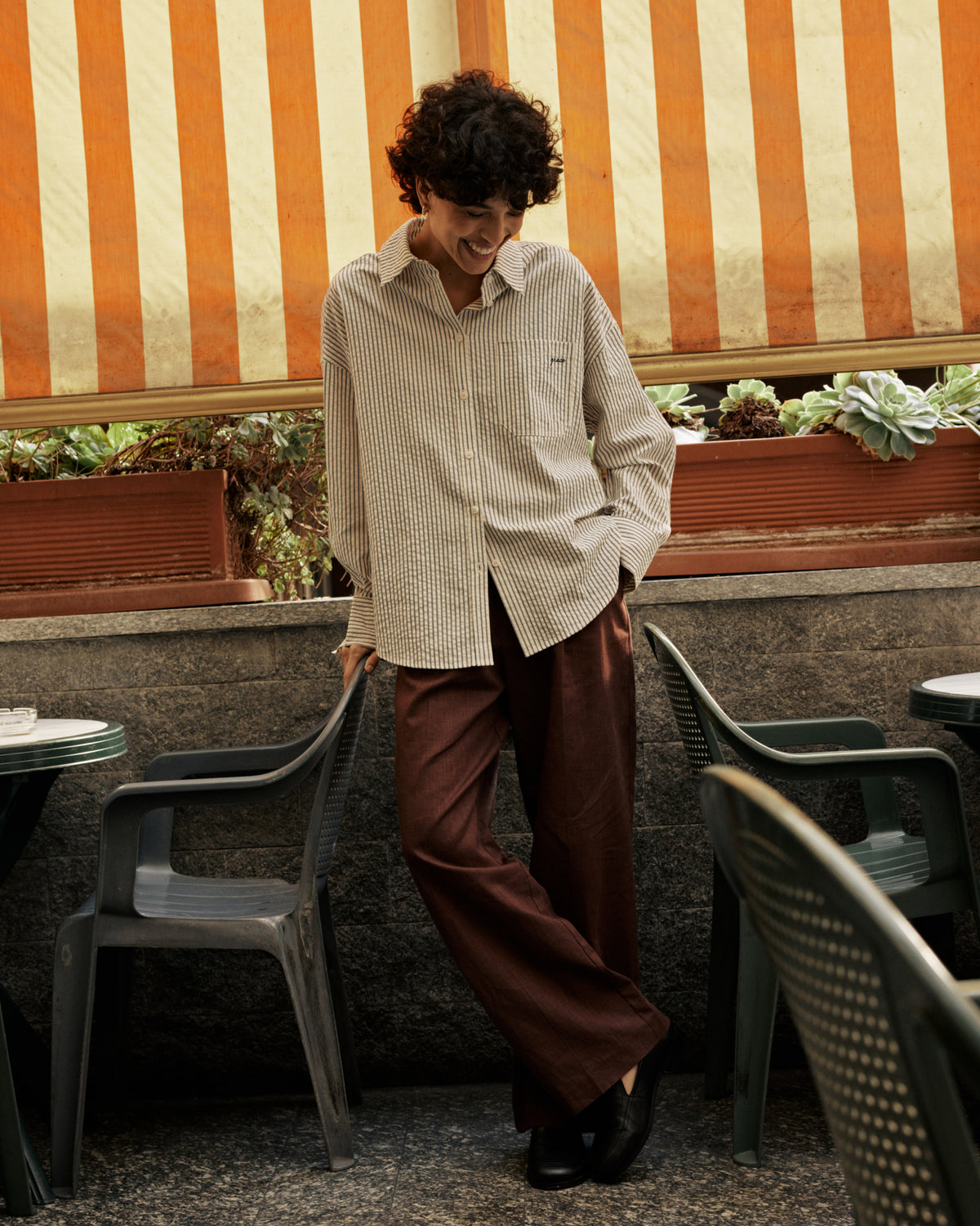 Pantalon tailleur à plis en lin et coton chocolat Vanelis